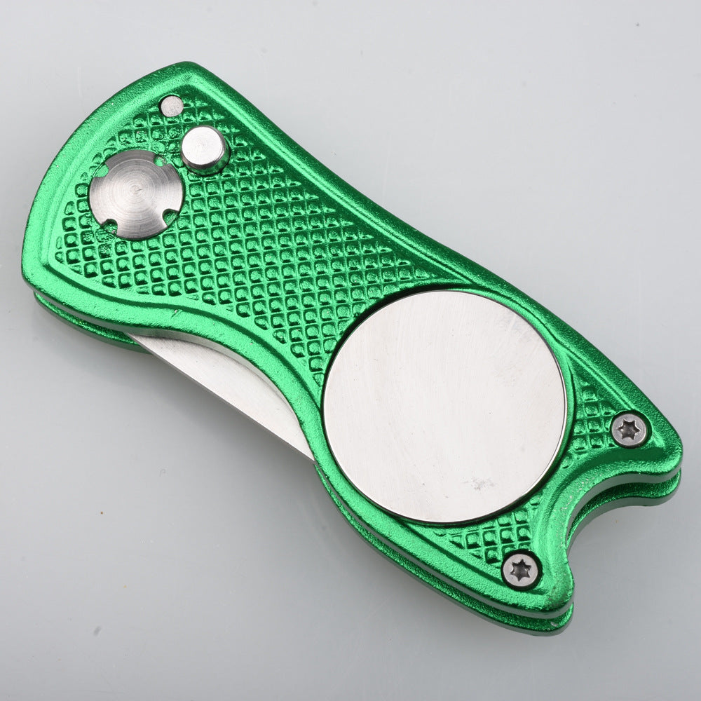 Divot Repair Tool with Ball Marker in green, aluminum handle with magnetic ball marker